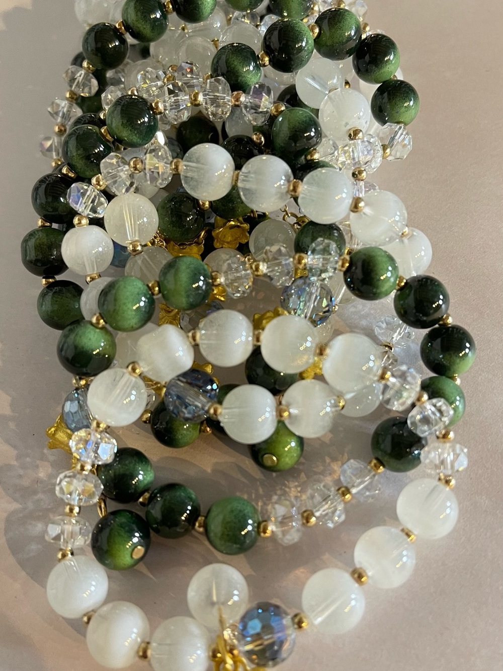 1DOZ. Green and White Beaded Stretch Bracelet with Gold Accents